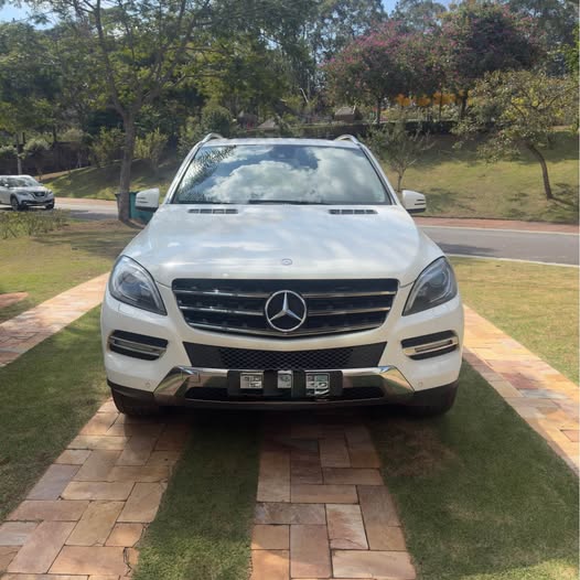 Mercedes-Benz ML-350 3.0 V6  4x4 Diesel 2015 miniatura 4